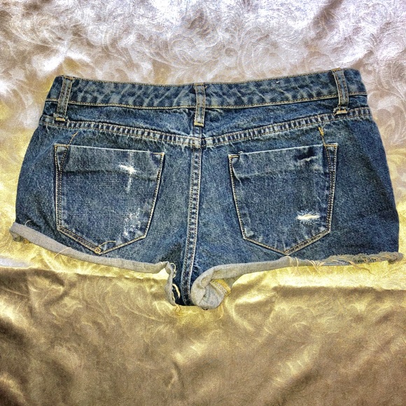 Mossimo Jean Shorts - Picture 2 of 3